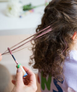 Haar Mascara BIO von Namaki auftragen