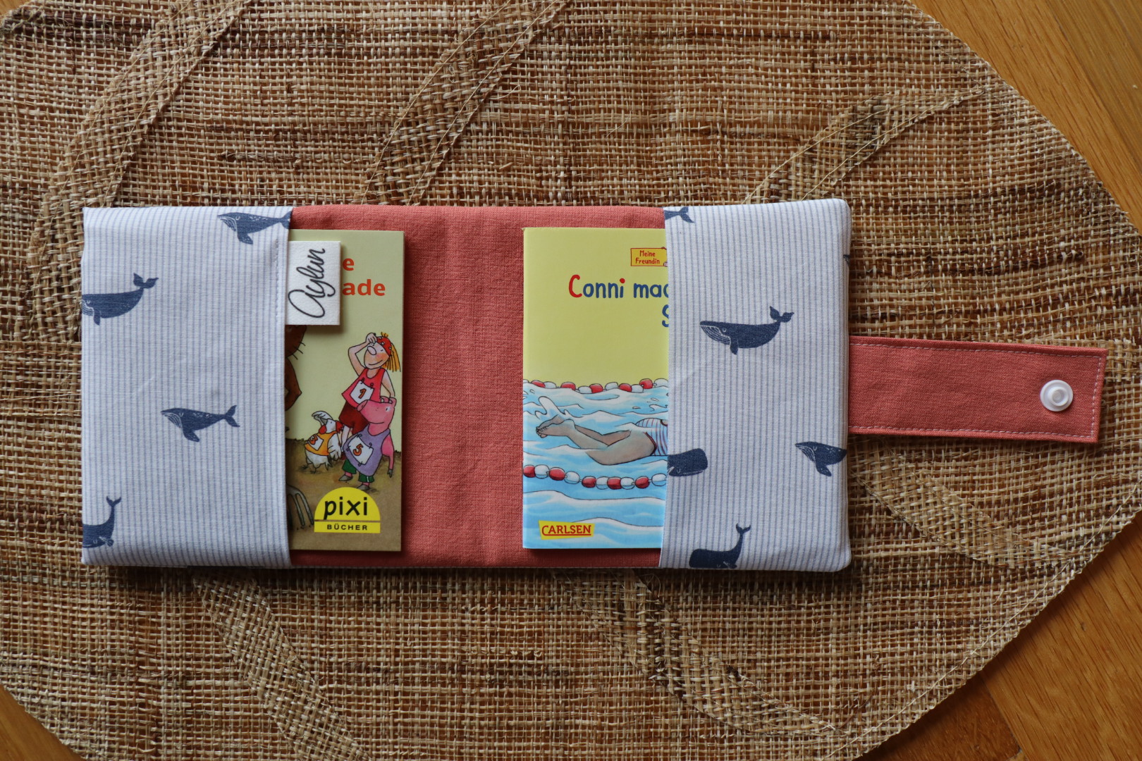 Pixibuchhülle / Pixibuchbibliothek Wal rot