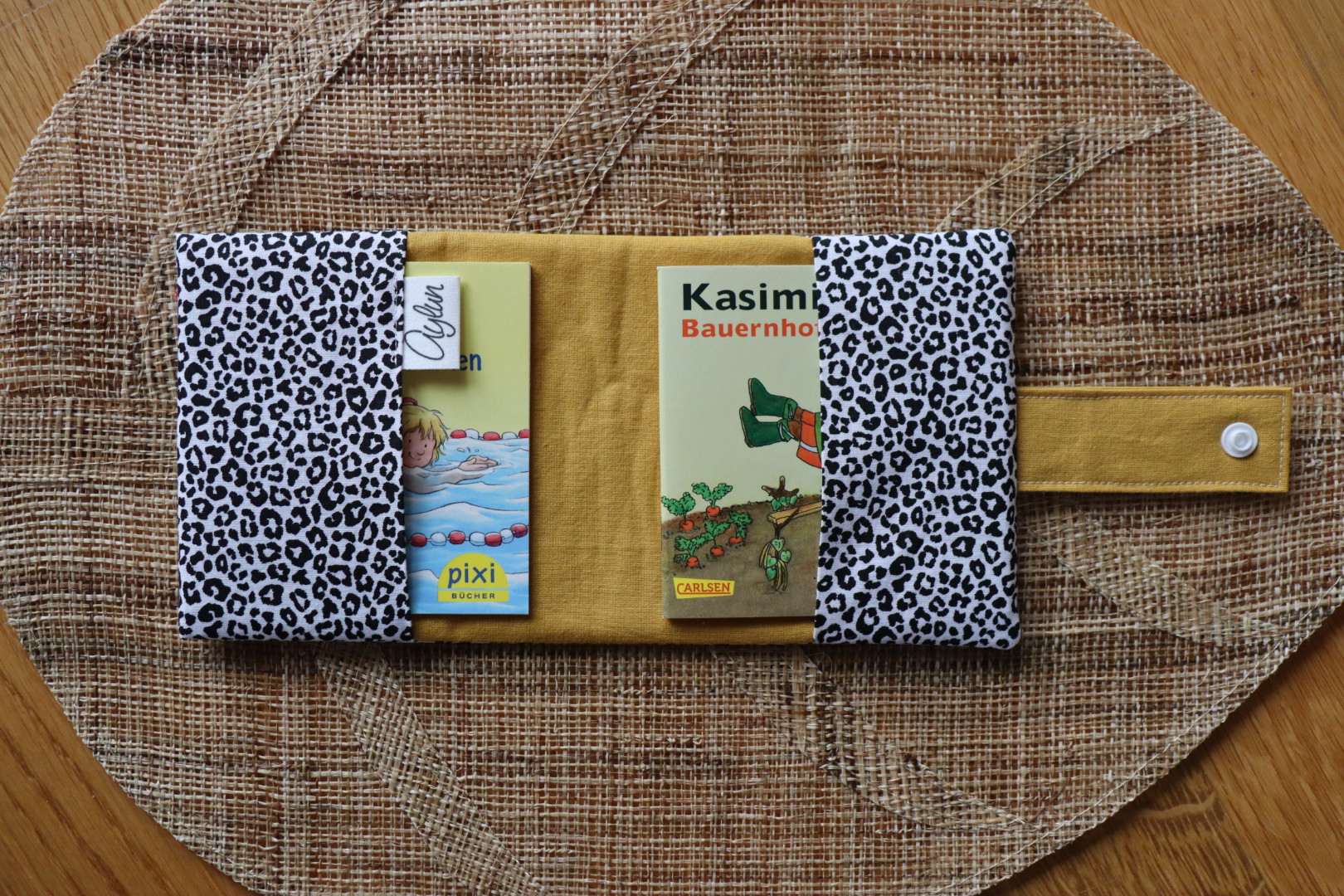 Pixibuchhülle / Pixibuchbibliothek LEO gelb