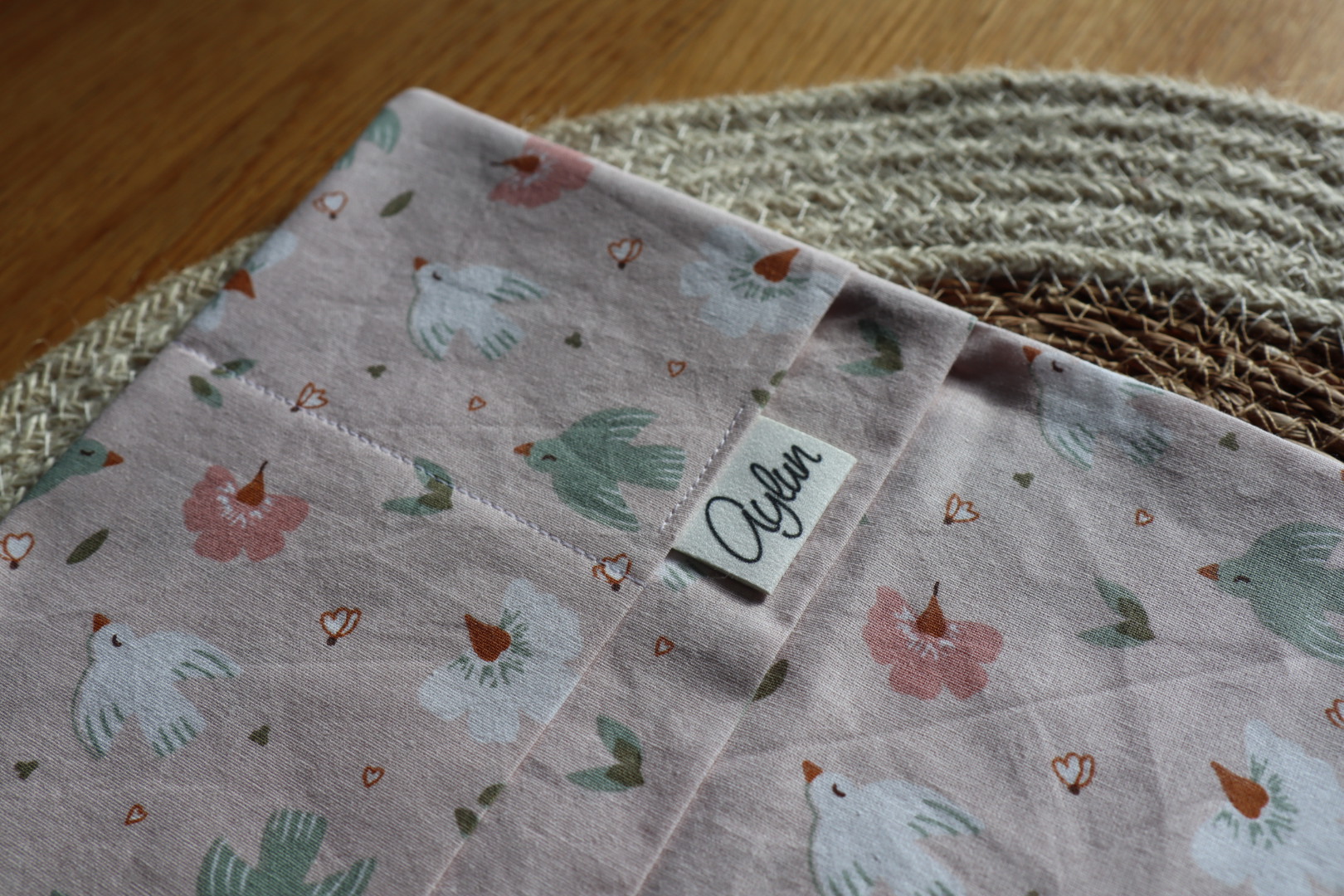 AYLUN Hülle Gesundheitsheft | Vögel & Blumen Rosa – Bild 2