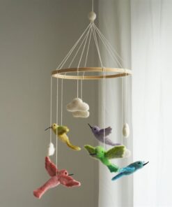 Gamcha Baby Mobile aus Filz | Kolibris