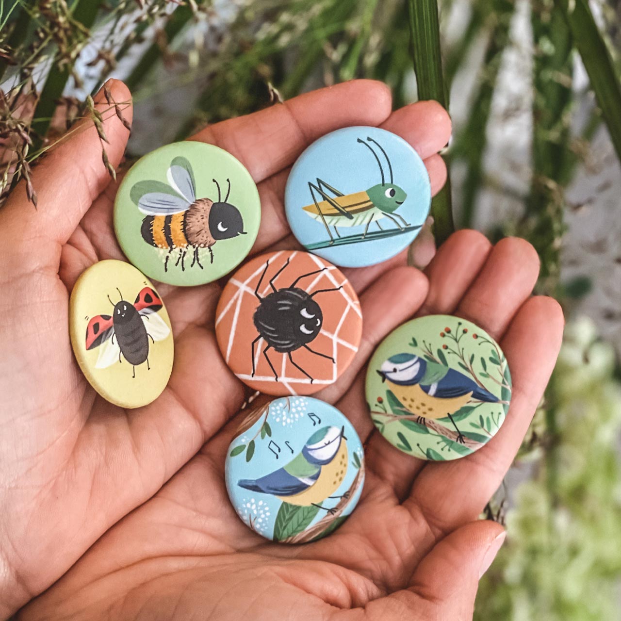 VIERUNDFÜNFZIG Magnet (37mm) | Blaumeise blau – Bild 2