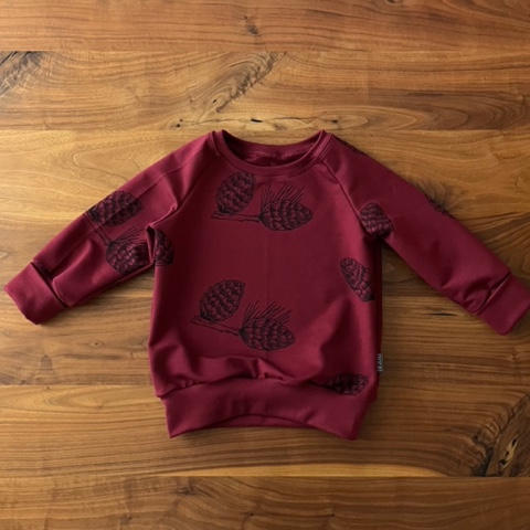 Hirschli Handmade Mitwachs Pullover Föhre | bordeaux