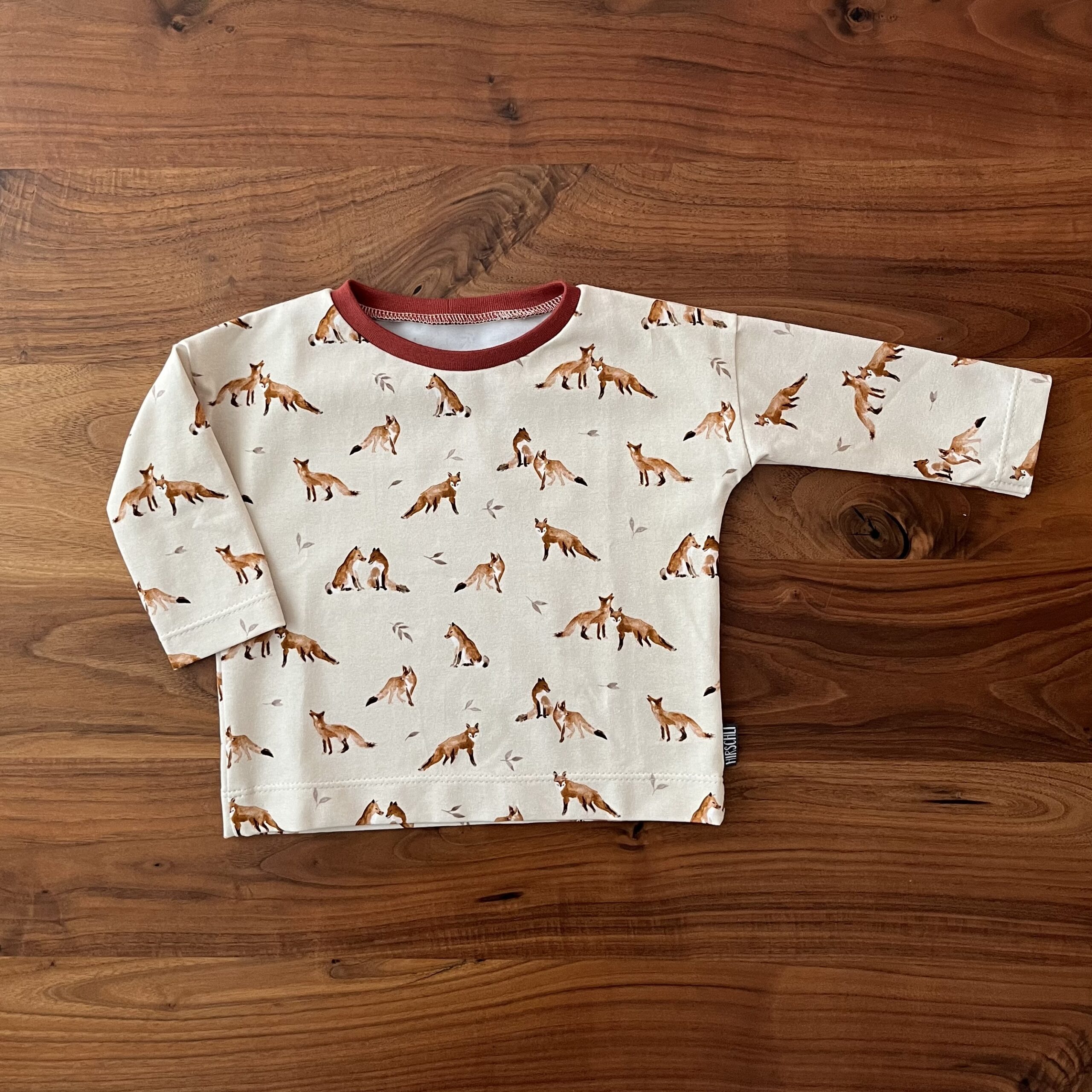 Hirschli Handmade Loosefit langarmshirt | Füchse