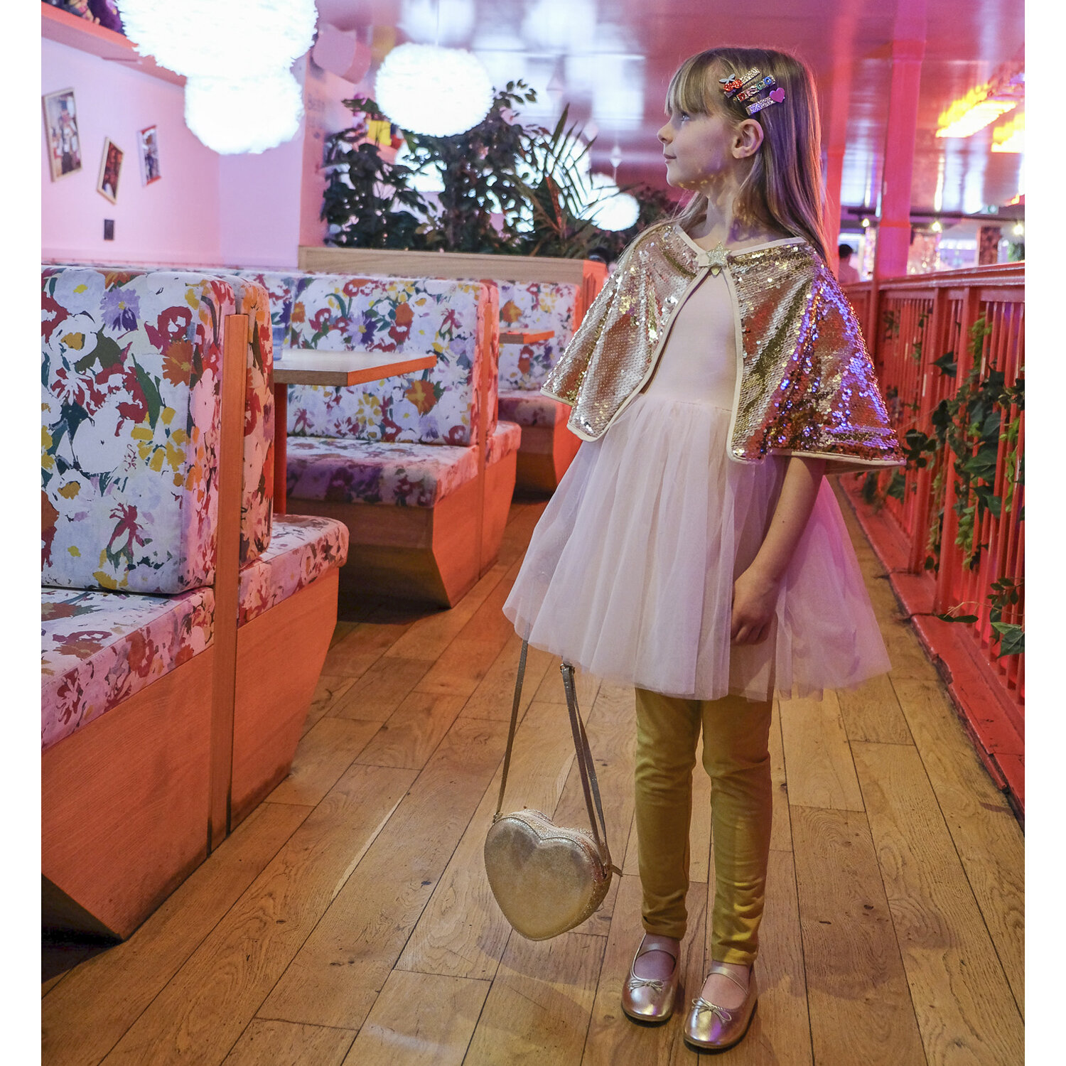 Rockahula Pailletten Umhang | Gold – Bild 8