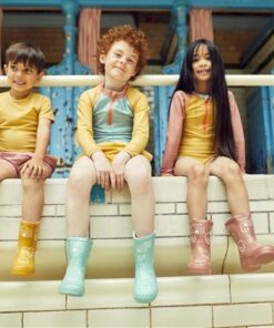 Badeshirt langam pistachio aus recycelten Pet Flaschen von Grass & Air