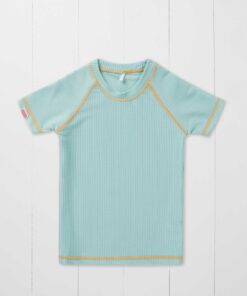 Badeshirt pistachio aus recycelten PFlaschen von Grass & Air