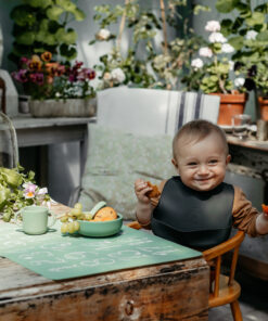 Spielmatte / Silikonmatte Zahlen grün von Lille Vilde