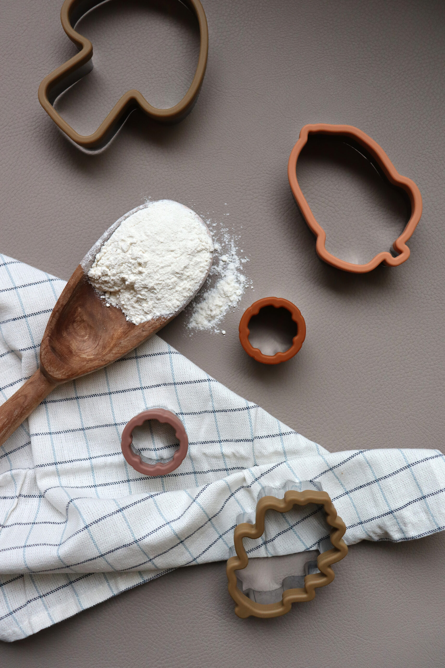 Ausstechformen für Essen und Knete | HERBST – Bild 4