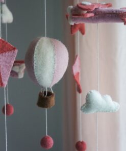 Gamcha Baby Mobile aus Filz | Himmelflug koral