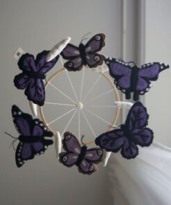 Gamcha Baby Mobile aus Filz | Schmetterlinge lila