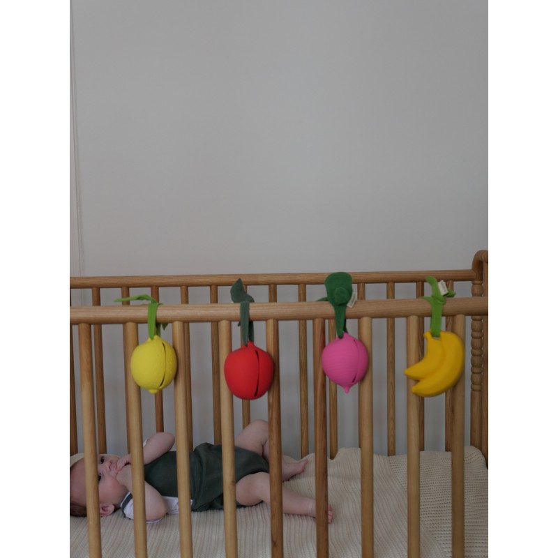 Oli&Carol Schnuller Etui | Ramona the radish – Bild 5