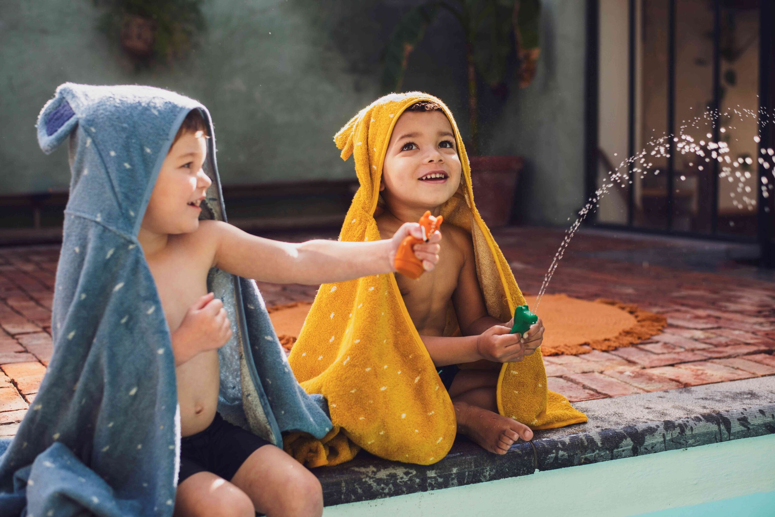 Trixie Badespielzeug (ab 6 Monaten) | Quetschtiere Mrs. Elephant & Mr. Crocodile