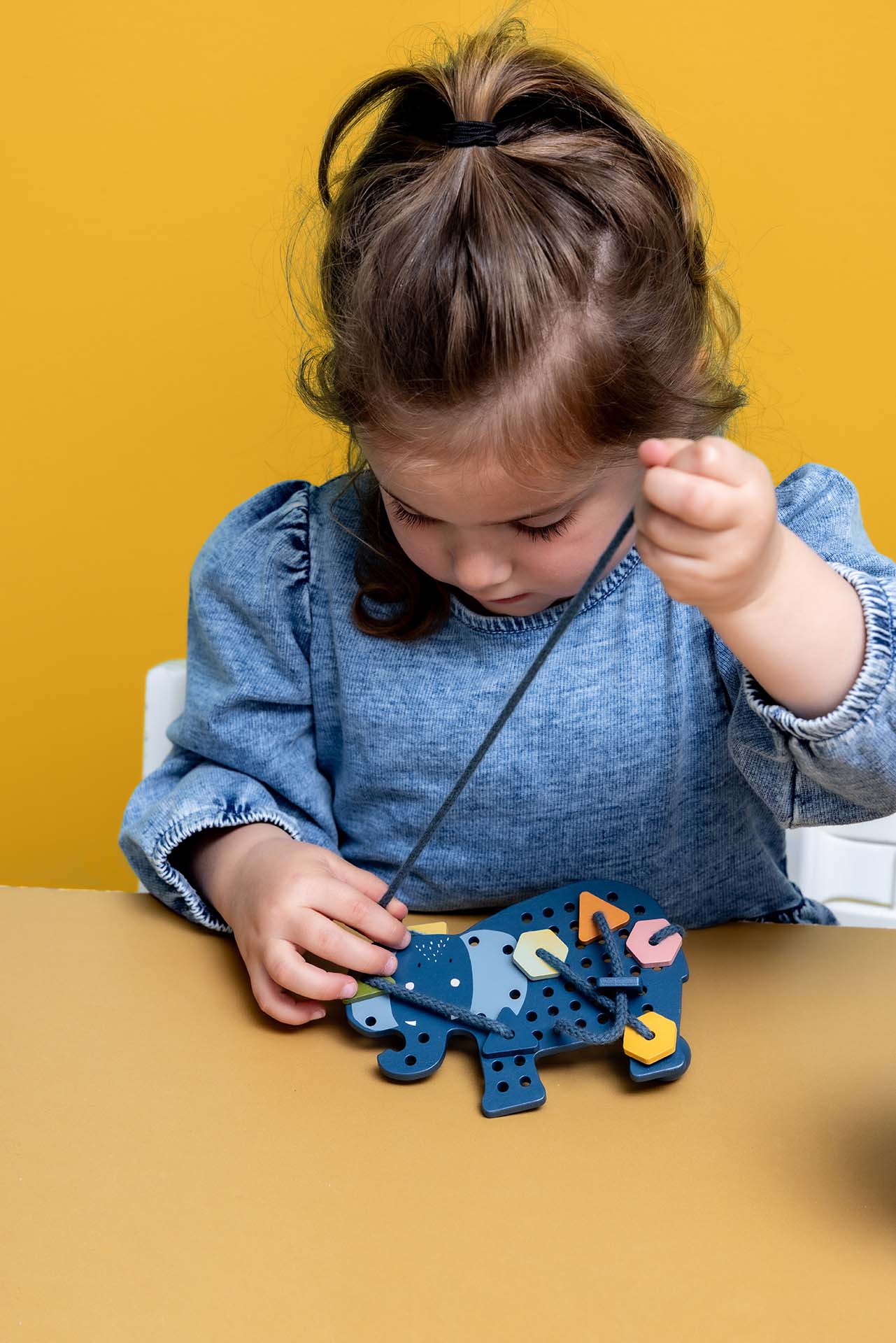 Trixie Holz Schnürspiel Tiere (ab 3J+) – Bild 3